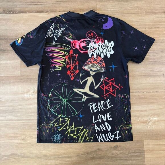 LSDREAM Alien Peace Love Wubz Graphic Black Shirt Size Medium Rave Festival EDM - Picture 6 of 6